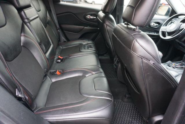 2019 Sting-Gray Clearcoat /Black JEEP CHEROKEE TRAILHAWK (1C4PJMBX4KD) , located at 312 Centre Ave, Schuylkill Haven, PA, 17972, (570) 593-5278, 40.638130, -76.177383 - Photo#73