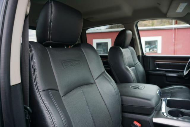 2018 Maximum Steel Metallic Clearcoat /Black Ram 1500 Laramie Crew Cab 4x4 6'4 Box (1C6RR7VM3JS) with an EcoDiesel 3L V-6 diesel direct injection engine, located at 312 Centre Ave, Schuylkill Haven, PA, 17972, (570) 593-5278, 40.638130, -76.177383 - Photo#36