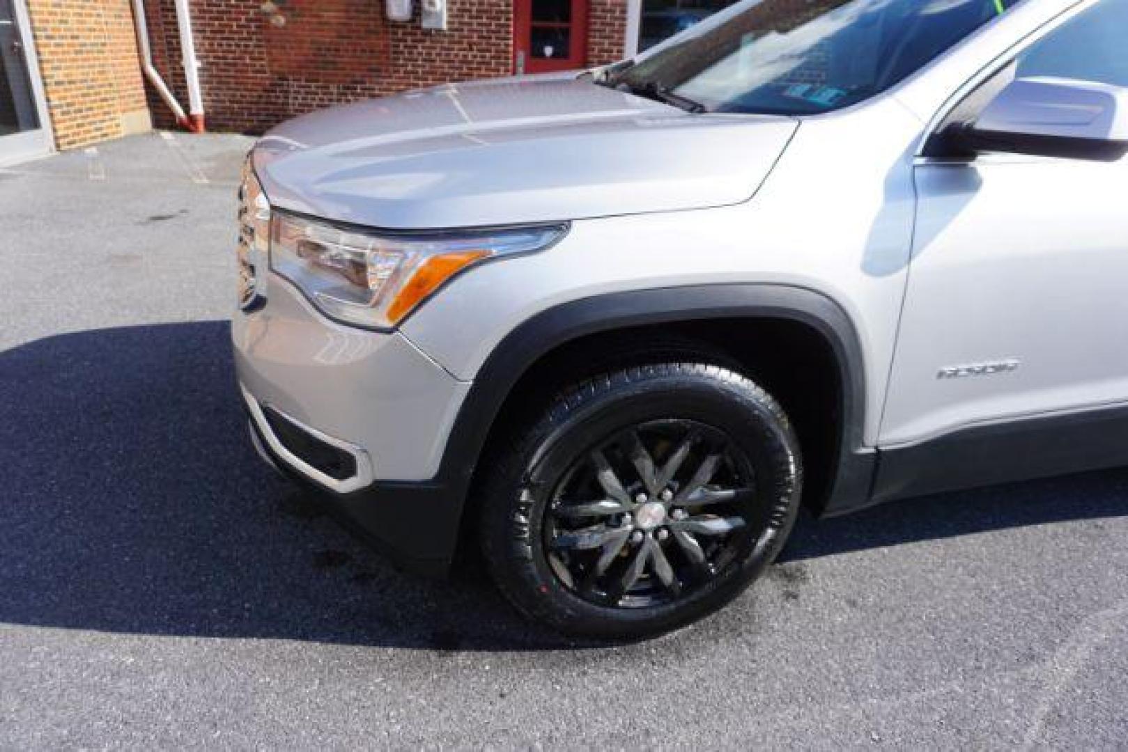 2019 Quicksilver Metallic /Jet Black GMC ACADIA SLT-1 (1GKKNULS4KZ) with an 3.6L V-6 gasoline direct injection engine, located at 312 Centre Ave, Schuylkill Haven, PA, 17972, (570) 593-5278, 40.638130, -76.177383- Photo#44