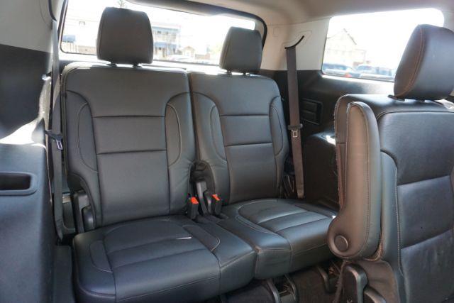 2019 Quicksilver Metallic /Jet Black GMC ACADIA SLT-1 (1GKKNULS4KZ) with an 3.6L V-6 gasoline direct injection engine, located at 312 Centre Ave, Schuylkill Haven, PA, 17972, (570) 593-5278, 40.638130, -76.177383 - Photo#83