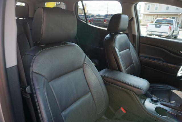 2019 Quicksilver Metallic /Jet Black GMC ACADIA SLT-1 (1GKKNULS4KZ) with an 3.6L V-6 gasoline direct injection engine, located at 312 Centre Ave, Schuylkill Haven, PA, 17972, (570) 593-5278, 40.638130, -76.177383 - Photo#86