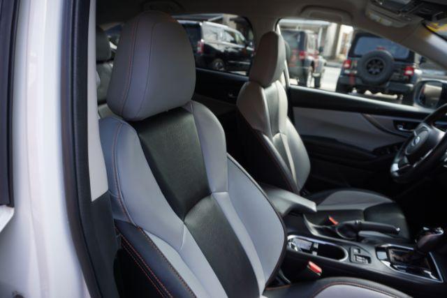 2021 Crystal White Pearl Subaru Crosstrek Limited (JF2GTHMC1M8) with an 2.5L H-4 gasoline direct injection engine, located at 312 Centre Ave, Schuylkill Haven, PA, 17972, (570) 593-5278, 40.638130, -76.177383 - Photo#25