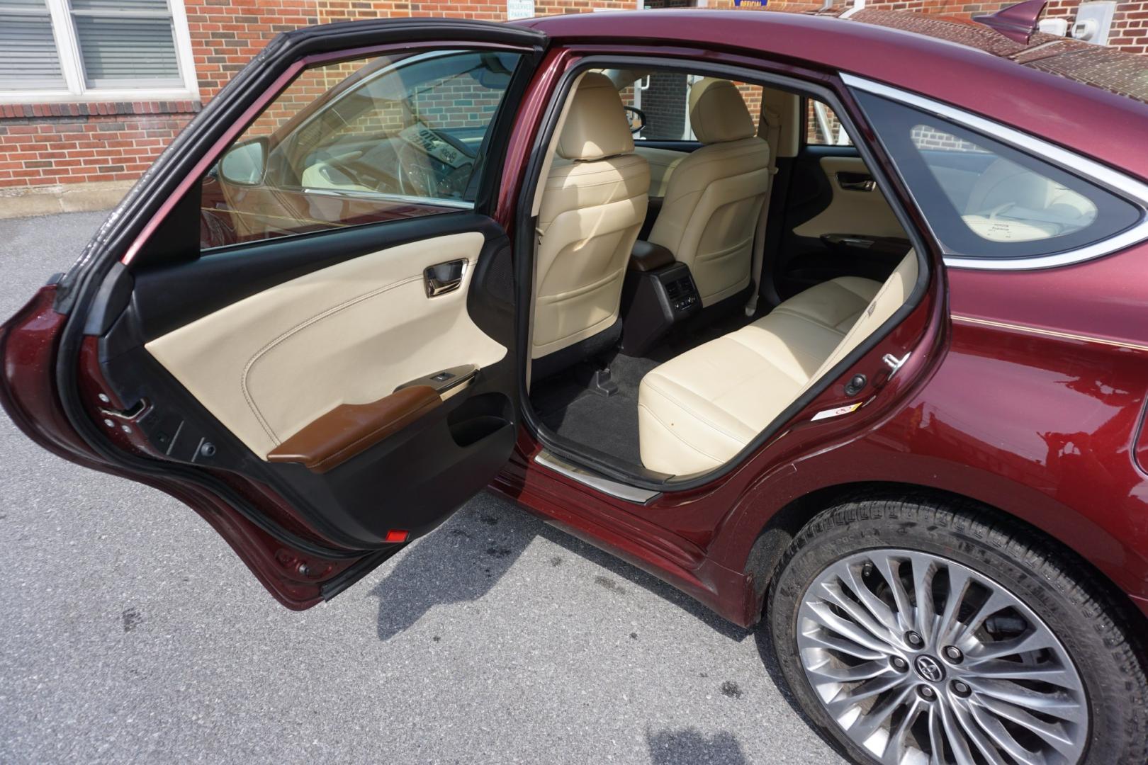 2018 Burgandy /Creme TOYOTA AVALON LIMITED (4T1BK1EBXJU) with an 3.5L V-6 DOHC engine, located at 312 Centre Ave, Schuylkill Haven, PA, 17972, (570) 593-5278, 40.638130, -76.177383 - Photo#28
