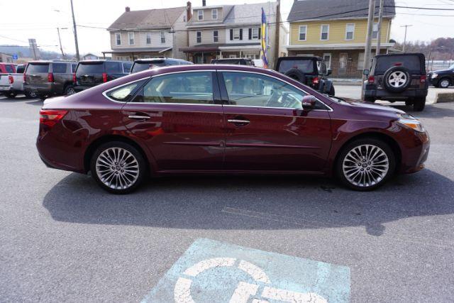 2018 Burgandy /Creme Toyota Avalon Limited (4T1BK1EBXJU) with an 3.5L V-6 DOHC engine, located at 312 Centre Ave, Schuylkill Haven, PA, 17972, (570) 593-5278, 40.638130, -76.177383 - Photo#9