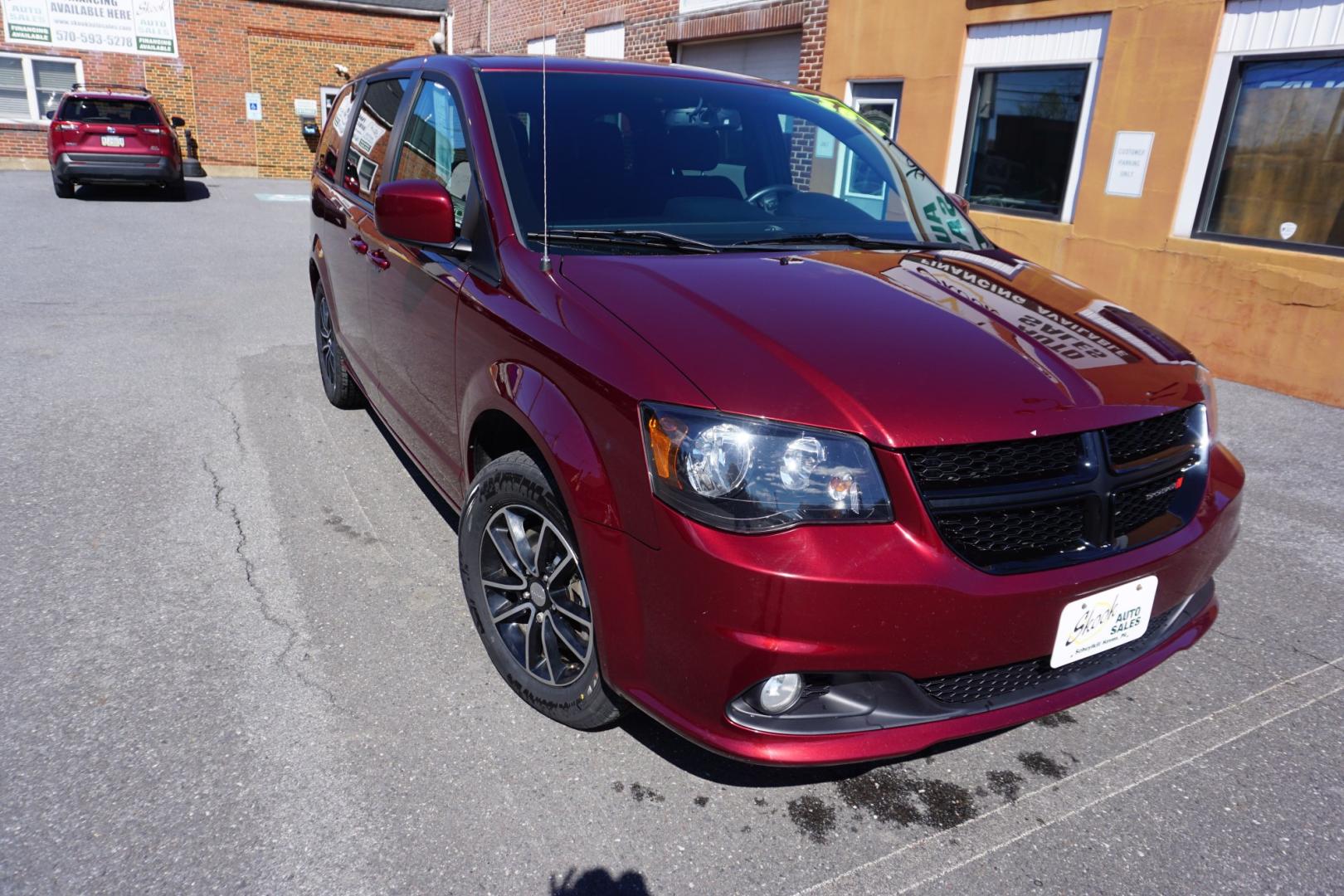 2018 Octane Red Pearlcoat /Black DODGE GRAND CARAVAN SE PLUS (2C4RDGBGXJR) with an Pentastar 3.6L V-6 DOHC engine, located at 312 Centre Ave, Schuylkill Haven, PA, 17972, (570) 593-5278, 40.638130, -76.177383- Photo#15