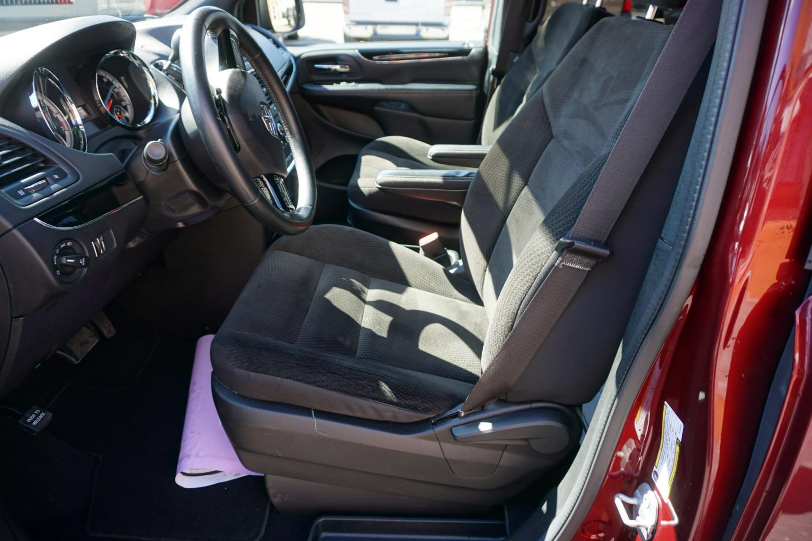 2018 Octane Red Pearlcoat /Black DODGE GRAND CARAVAN SE PLUS (2C4RDGBGXJR) with an Pentastar 3.6L V-6 DOHC engine, located at 312 Centre Ave, Schuylkill Haven, PA, 17972, (570) 593-5278, 40.638130, -76.177383- Photo#20