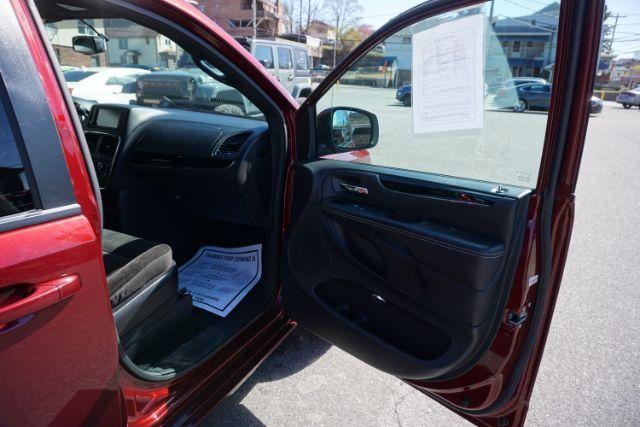2018 Octane Red Pearlcoat /Black DODGE GRAND CARAVAN SE PLUS (2C4RDGBGXJR) with an Pentastar 3.6L V-6 DOHC engine, located at 312 Centre Ave, Schuylkill Haven, PA, 17972, (570) 593-5278, 40.638130, -76.177383 - Photo#90