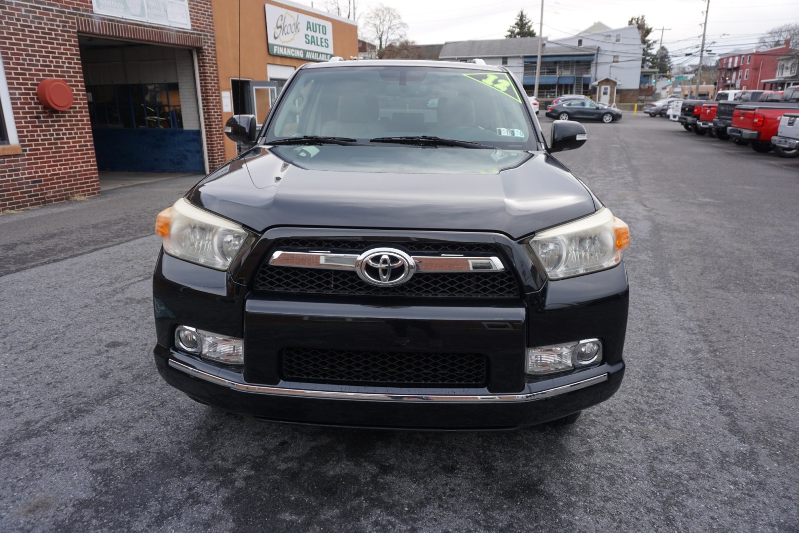 2012 Black TOYOTA 4RUNNER LIMITED (JTEBU5JRXC5) with an 4L V-6 DOHC engine, located at 312 Centre Ave, Schuylkill Haven, PA, 17972, (570) 593-5278, 40.638130, -76.177383 - Photo#1
