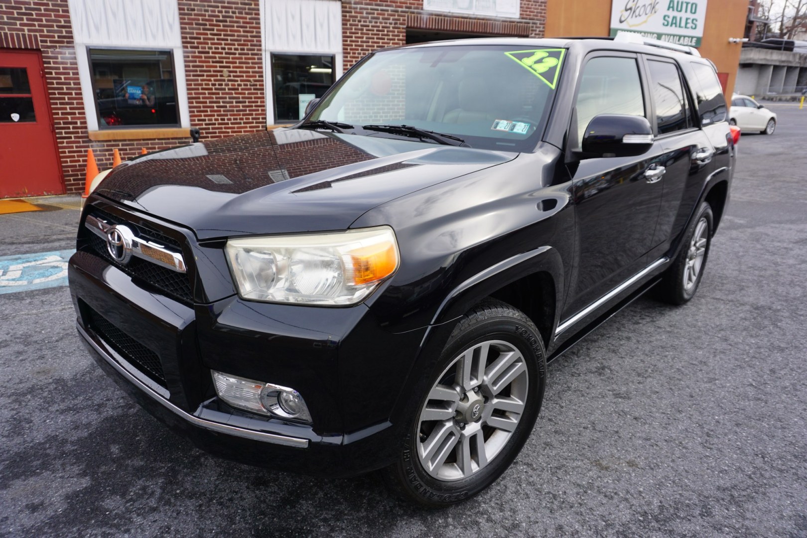 2012 Black TOYOTA 4RUNNER LIMITED (JTEBU5JRXC5) with an 4L V-6 DOHC engine, located at 312 Centre Ave, Schuylkill Haven, PA, 17972, (570) 593-5278, 40.638130, -76.177383 - Photo#2