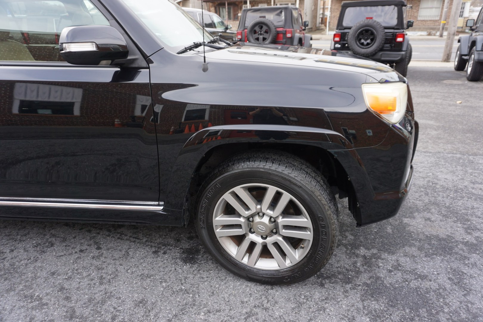 2012 Black TOYOTA 4RUNNER LIMITED (JTEBU5JRXC5) with an 4L V-6 DOHC engine, located at 312 Centre Ave, Schuylkill Haven, PA, 17972, (570) 593-5278, 40.638130, -76.177383 - Photo#12