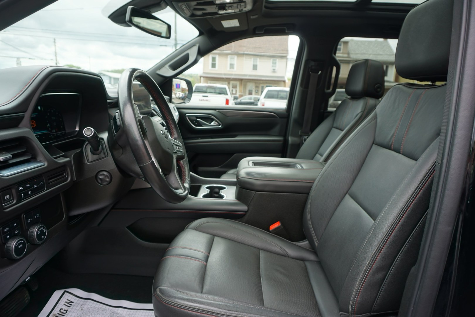 2022 Black /Jet Black/Victory Red CHEVROLET SUBURBAN RST (1GNSKEKDXNR) , located at 312 Centre Ave, Schuylkill Haven, PA, 17972, (570) 593-5278, 40.638130, -76.177383 - Photo#18