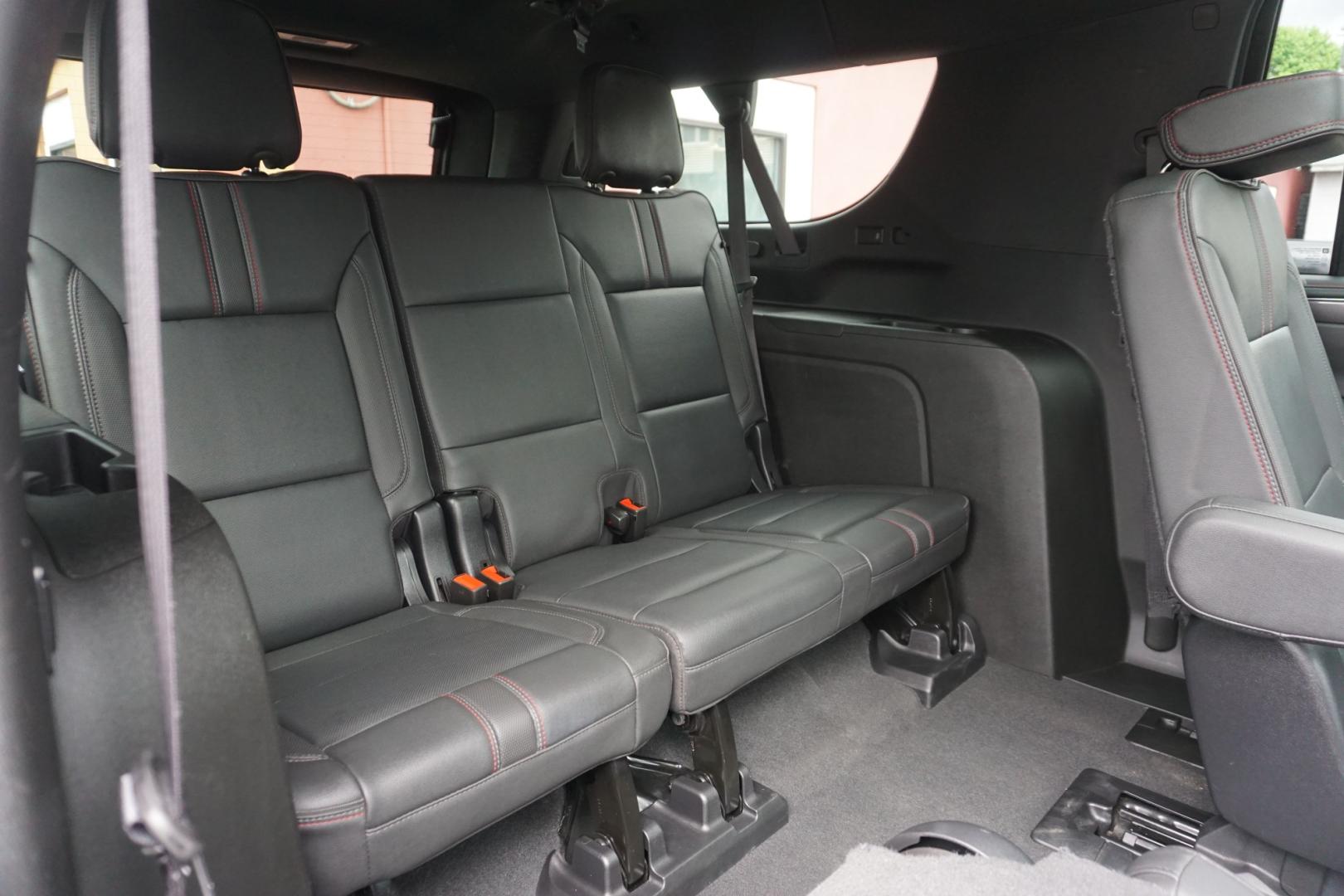 2022 Black /Jet Black/Victory Red CHEVROLET SUBURBAN RST (1GNSKEKDXNR) , located at 312 Centre Ave, Schuylkill Haven, PA, 17972, (570) 593-5278, 40.638130, -76.177383 - Photo#32