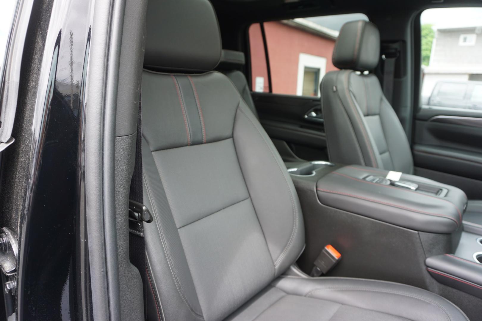 2022 Black /Jet Black/Victory Red CHEVROLET SUBURBAN RST (1GNSKEKDXNR) , located at 312 Centre Ave, Schuylkill Haven, PA, 17972, (570) 593-5278, 40.638130, -76.177383 - Photo#35