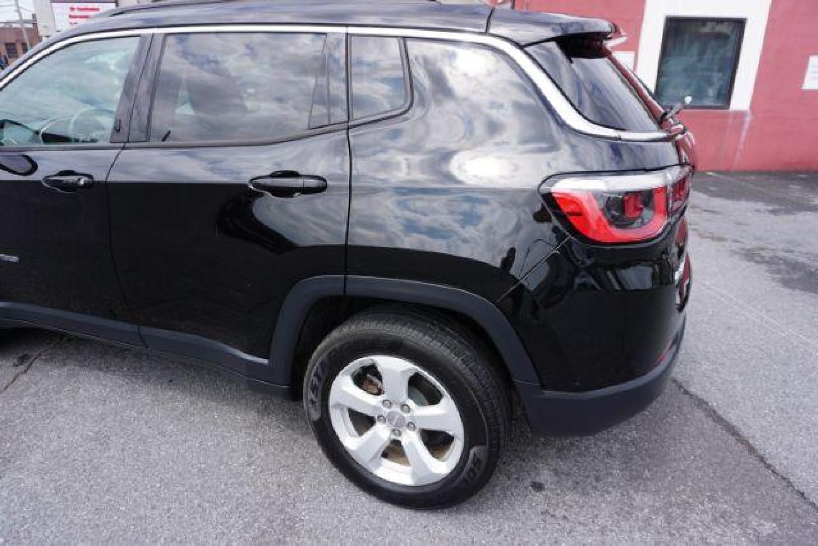 2017 Diamond Black Crystal Pearlcoat /Black Jeep New Compass Latitude 4x4 (3C4NJDBB8HT) with an Tigershark MultiAir 2.4L I-4 variable valve contro engine, located at 312 Centre Ave, Schuylkill Haven, PA, 17972, (570) 593-5278, 40.638130, -76.177383 - Photo#6