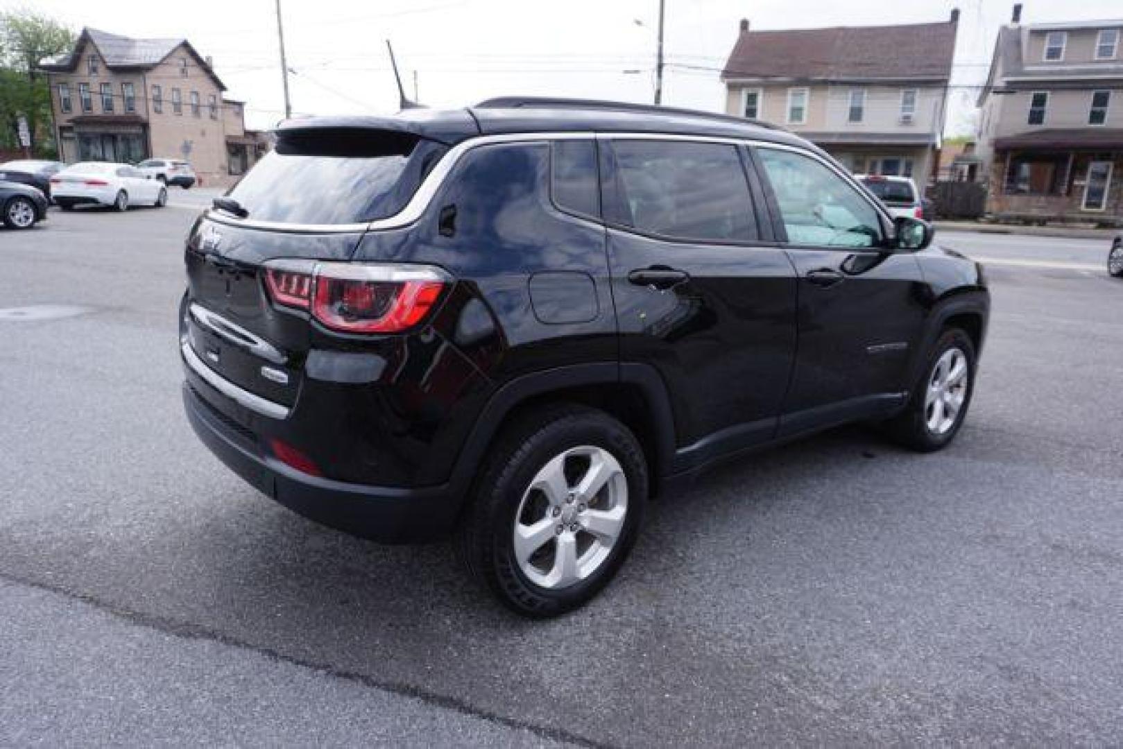 2017 Diamond Black Crystal Pearlcoat /Black Jeep New Compass Latitude 4x4 (3C4NJDBB8HT) with an Tigershark MultiAir 2.4L I-4 variable valve contro engine, located at 312 Centre Ave, Schuylkill Haven, PA, 17972, (570) 593-5278, 40.638130, -76.177383 - Photo#11