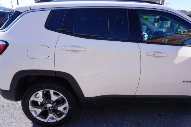 2019 White Clearcoat JEEP COMPASS LIMITED (3C4NJDCB8KT) with an 2.4L I-4 variable valve control engine, located at 312 Centre Ave, Schuylkill Haven, PA, 17972, (570) 593-5278, 40.638130, -76.177383 - Photo#52