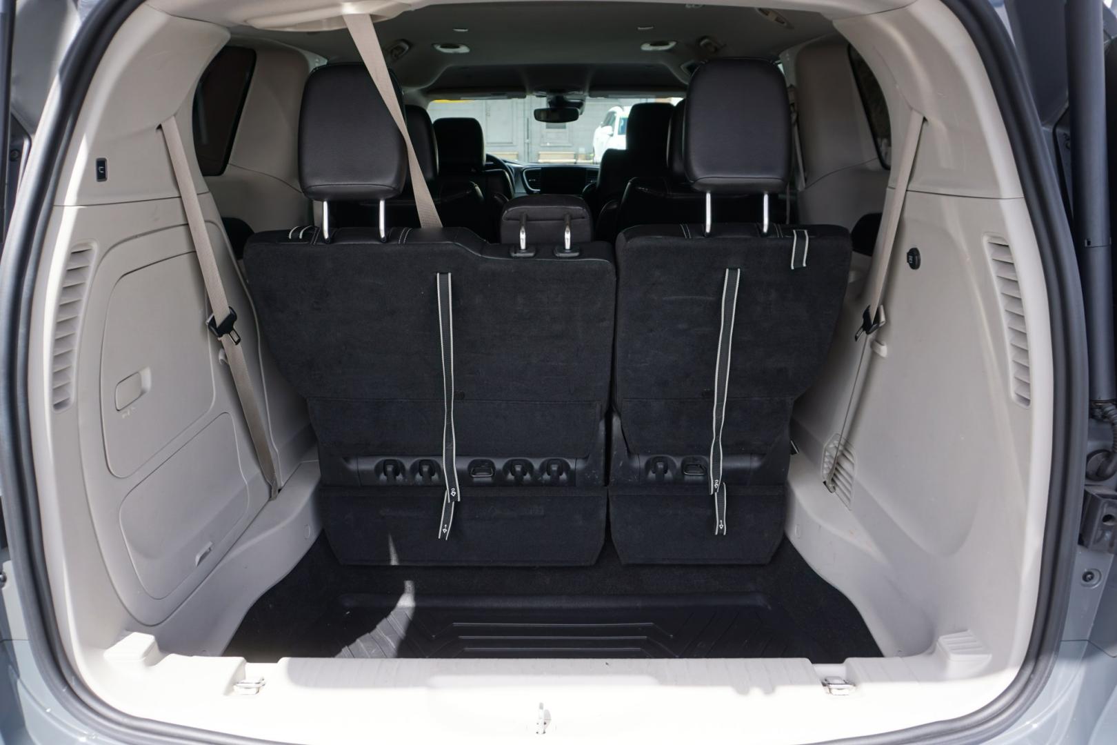 2022 CHRYSLER PACIFICA HYBRID TOURING L (2C4RC1L70NR) , located at 312 Centre Ave, Schuylkill Haven, PA, 17972, (570) 593-5278, 40.638130, -76.177383 - Photo#35