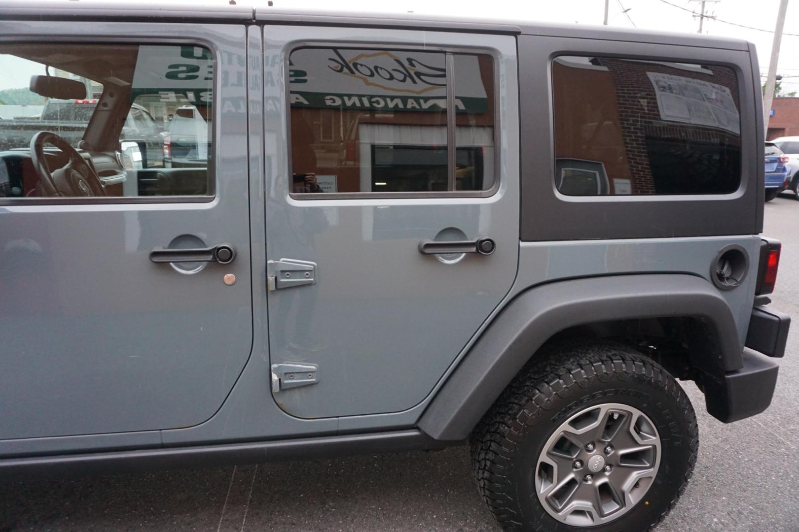2014 JEEP WRANGLER UNLIMITED RUBICON (1C4HJWFG9EL) , located at 312 Centre Ave, Schuylkill Haven, PA, 17972, (570) 593-5278, 40.638130, -76.177383 - Photo#6