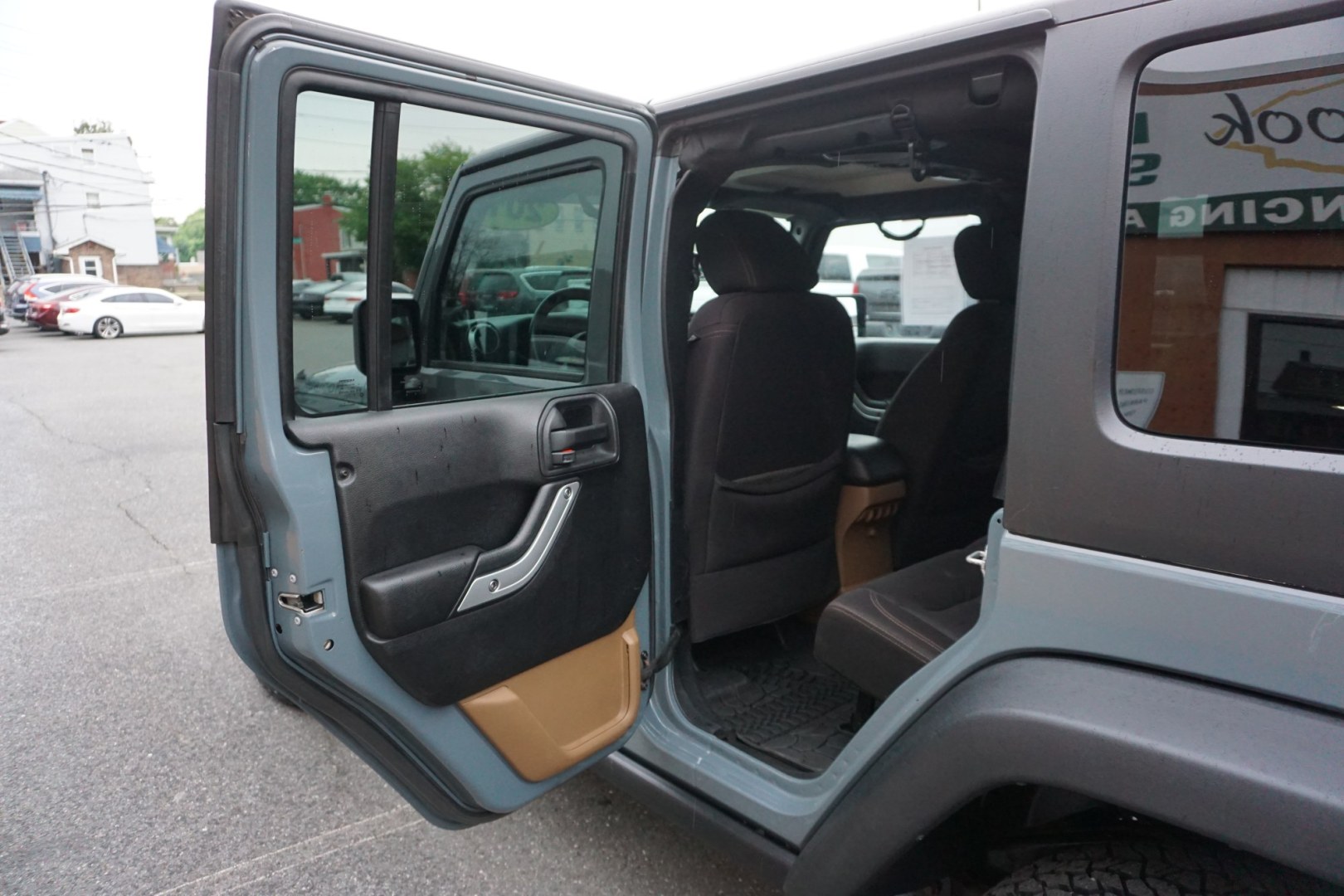 2014 JEEP WRANGLER UNLIMITED RUBICON (1C4HJWFG9EL) , located at 312 Centre Ave, Schuylkill Haven, PA, 17972, (570) 593-5278, 40.638130, -76.177383 - Photo#28