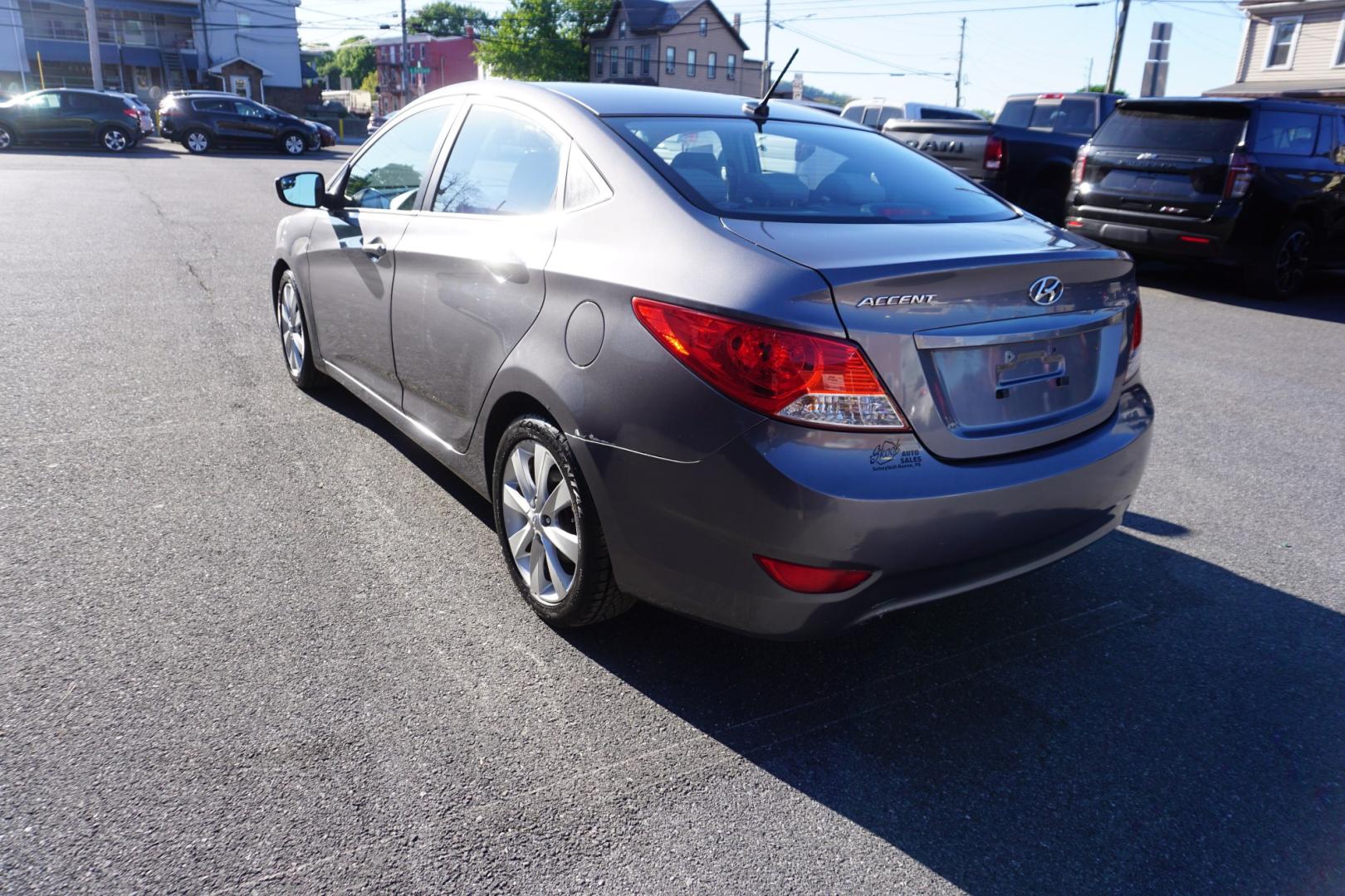 2014 HYUNDAI ACCENT GLS (KMHCU4AE4EU) , located at 312 Centre Ave, Schuylkill Haven, PA, 17972, (570) 593-5278, 40.638130, -76.177383- Photo#8