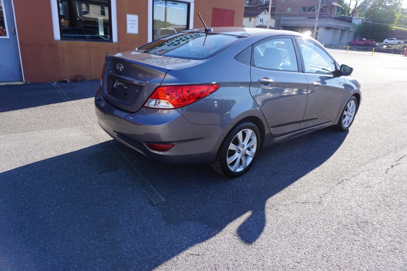 2014 HYUNDAI ACCENT GLS (KMHCU4AE4EU) , located at 312 Centre Ave, Schuylkill Haven, PA, 17972, (570) 593-5278, 40.638130, -76.177383- Photo#11