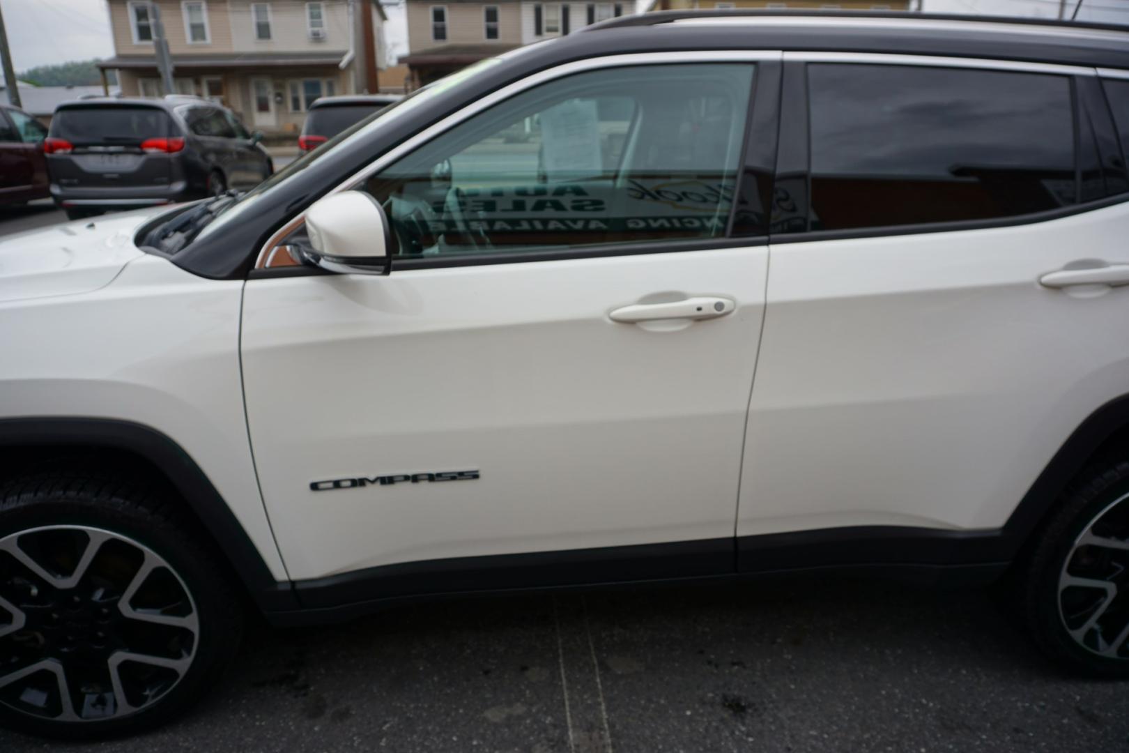 2018 JEEP COMPASS LIMITED (3C4NJDCB6JT) , located at 312 Centre Ave, Schuylkill Haven, PA, 17972, (570) 593-5278, 40.638130, -76.177383 - Photo#4