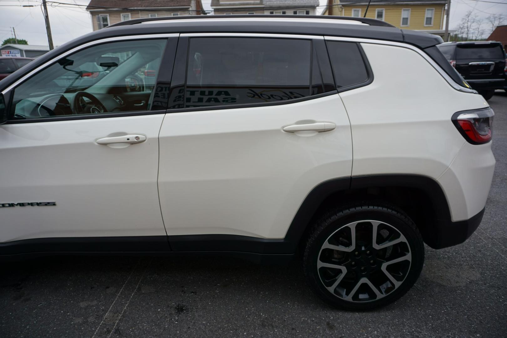 2018 JEEP COMPASS LIMITED (3C4NJDCB6JT) , located at 312 Centre Ave, Schuylkill Haven, PA, 17972, (570) 593-5278, 40.638130, -76.177383 - Photo#5