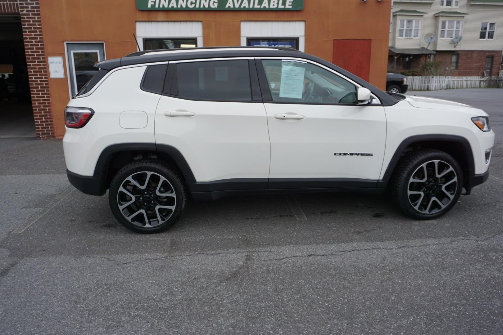 2018 JEEP COMPASS LIMITED (3C4NJDCB6JT) , located at 312 Centre Ave, Schuylkill Haven, PA, 17972, (570) 593-5278, 40.638130, -76.177383 - Photo#9