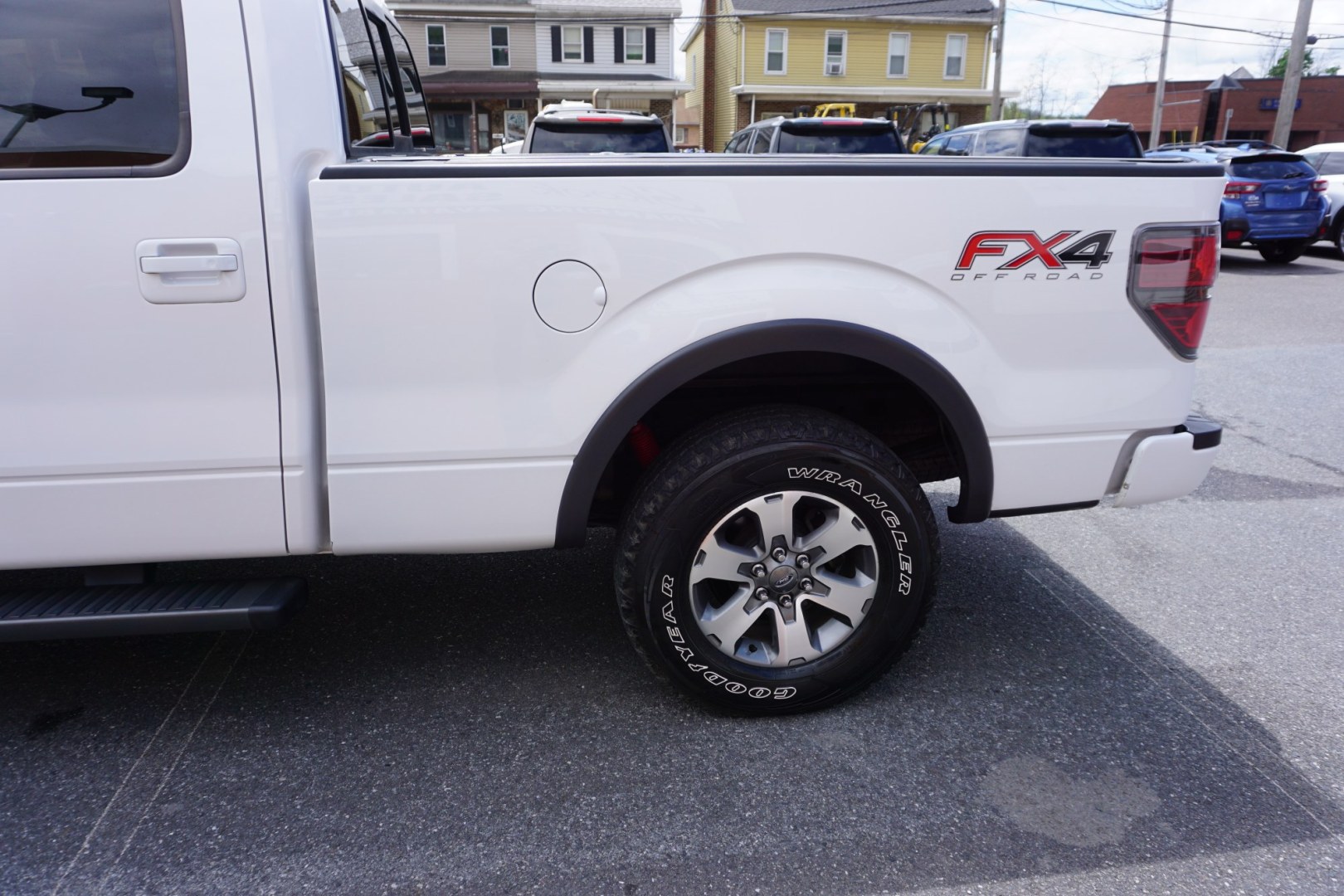 2014 FORD F-150 XLT (1FTFW1ET1EK) , located at 312 Centre Ave, Schuylkill Haven, PA, 17972, (570) 593-5278, 40.638130, -76.177383 - Photo#6