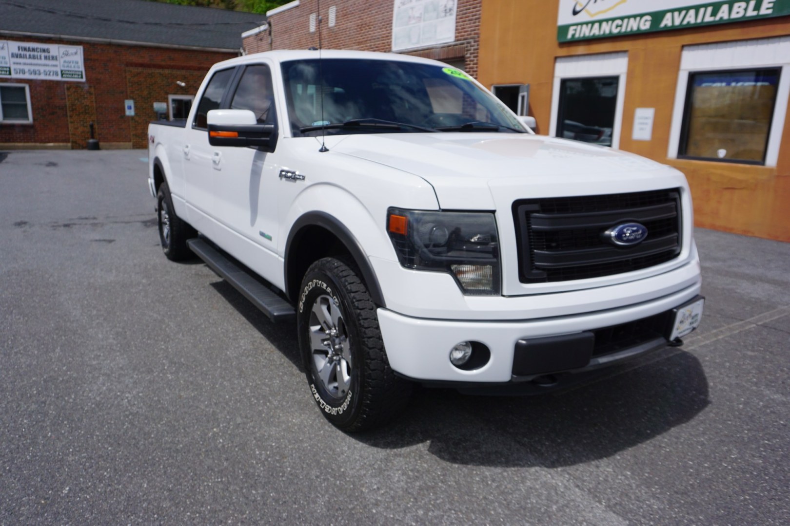 2014 FORD F-150 XLT (1FTFW1ET1EK) , located at 312 Centre Ave, Schuylkill Haven, PA, 17972, (570) 593-5278, 40.638130, -76.177383 - Photo#17