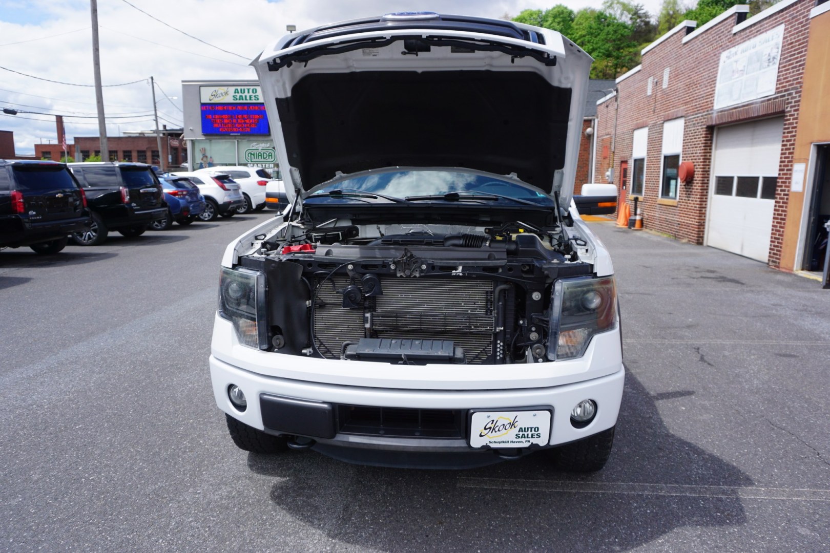 2014 FORD F-150 XLT (1FTFW1ET1EK) , located at 312 Centre Ave, Schuylkill Haven, PA, 17972, (570) 593-5278, 40.638130, -76.177383 - Photo#19