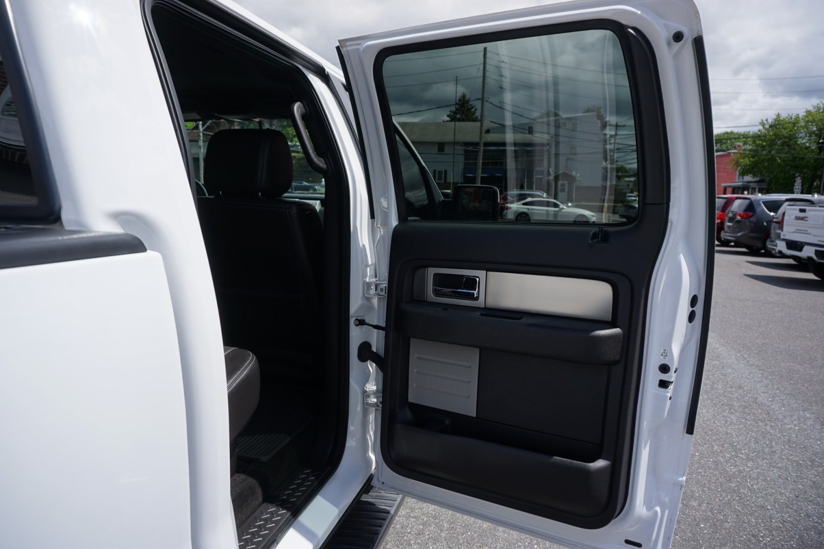 2014 FORD F-150 XLT (1FTFW1ET1EK) , located at 312 Centre Ave, Schuylkill Haven, PA, 17972, (570) 593-5278, 40.638130, -76.177383 - Photo#39