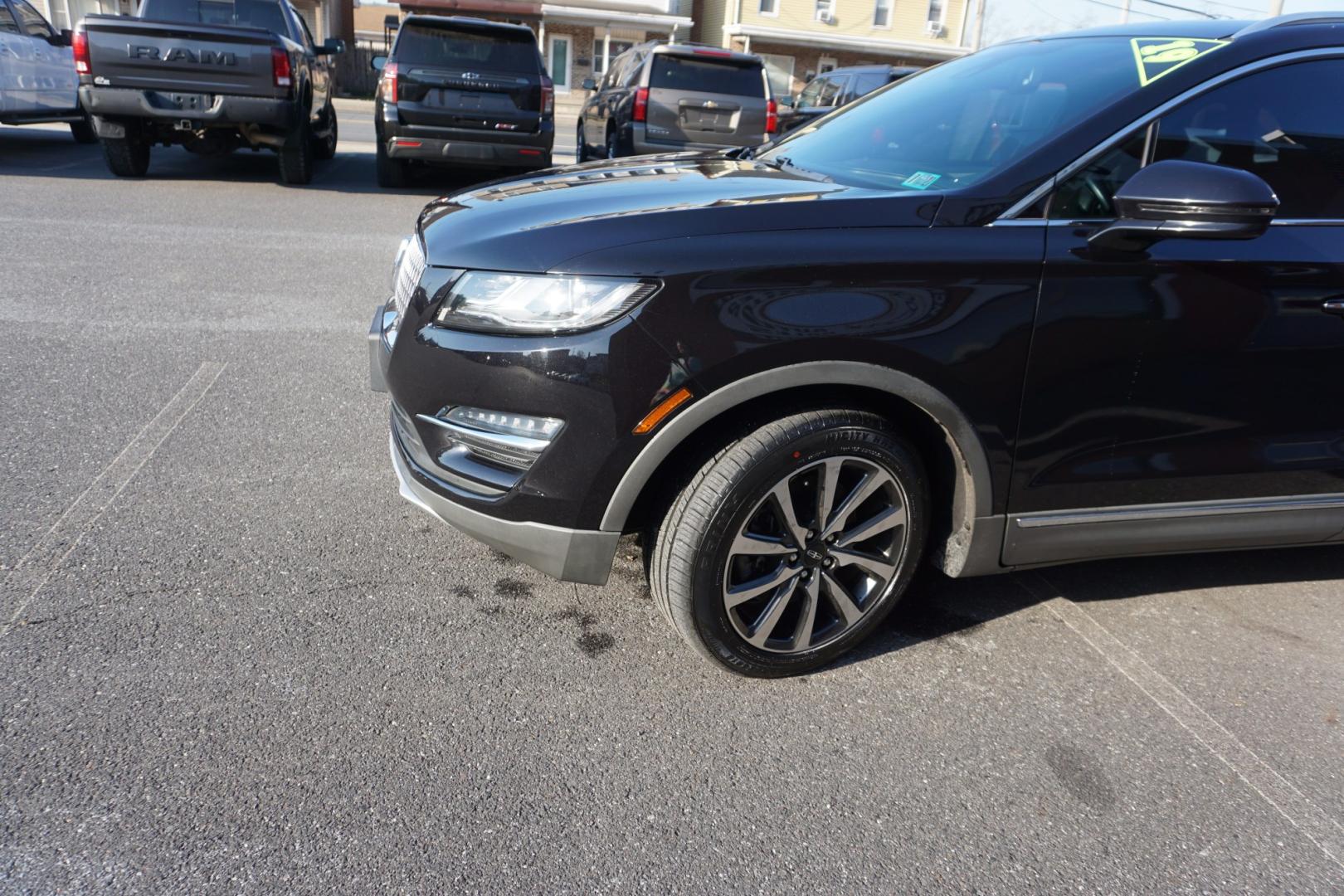 2019 BLACK /BLACK LINCOLN MKC RESERVE (5LMCJ3D92KU) with an 2L I4 engine, AUTOMATIC transmission, located at 312 Centre Ave, Schuylkill Haven, PA, 17972, (570) 593-5278, 40.638130, -76.177383- Photo#3