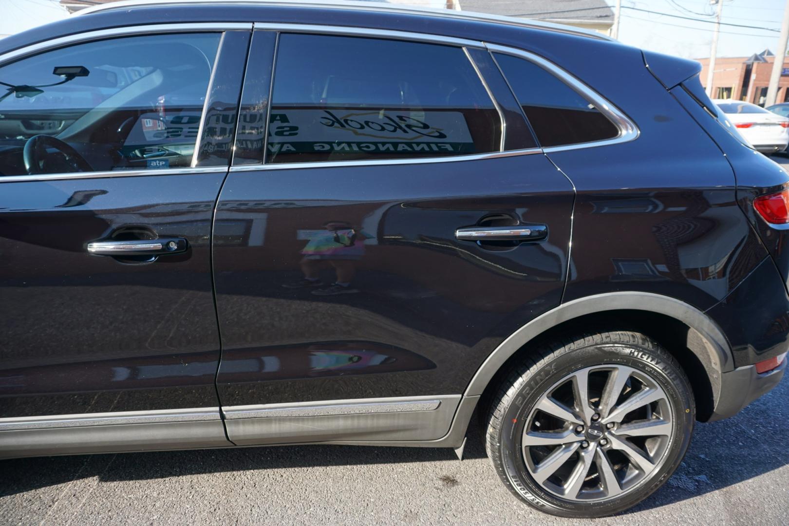2019 BLACK /BLACK LINCOLN MKC RESERVE (5LMCJ3D92KU) with an 2L I4 engine, AUTOMATIC transmission, located at 312 Centre Ave, Schuylkill Haven, PA, 17972, (570) 593-5278, 40.638130, -76.177383- Photo#5