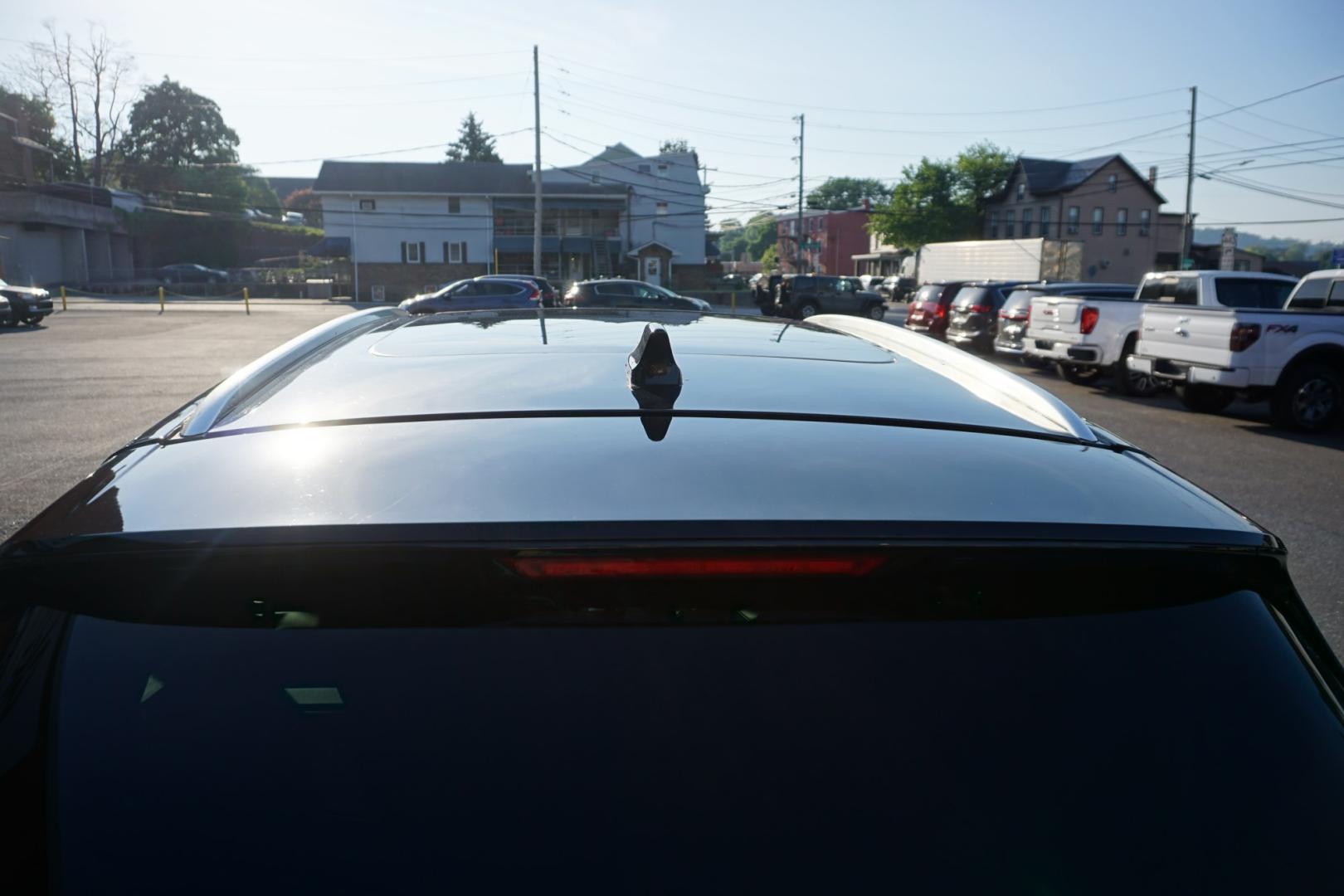 2019 BLACK /BLACK LINCOLN MKC RESERVE (5LMCJ3D92KU) with an 2L I4 engine, AUTOMATIC transmission, located at 312 Centre Ave, Schuylkill Haven, PA, 17972, (570) 593-5278, 40.638130, -76.177383- Photo#9