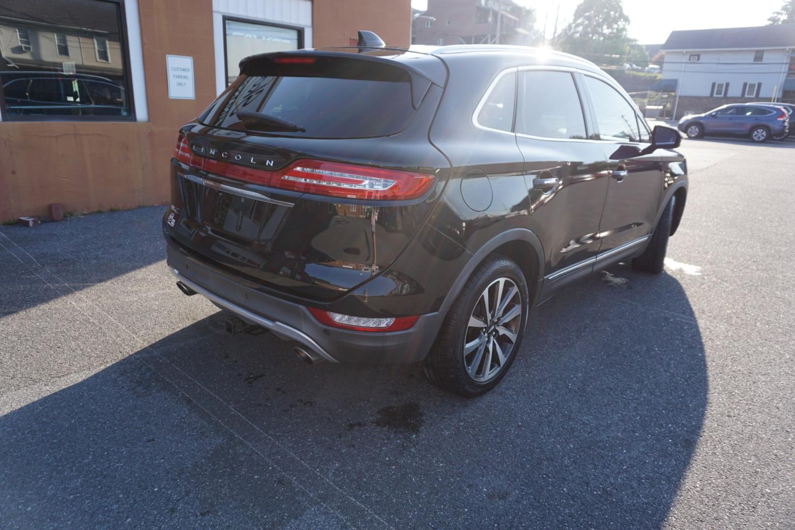2019 BLACK /BLACK LINCOLN MKC RESERVE (5LMCJ3D92KU) with an 2L I4 engine, AUTOMATIC transmission, located at 312 Centre Ave, Schuylkill Haven, PA, 17972, (570) 593-5278, 40.638130, -76.177383- Photo#11
