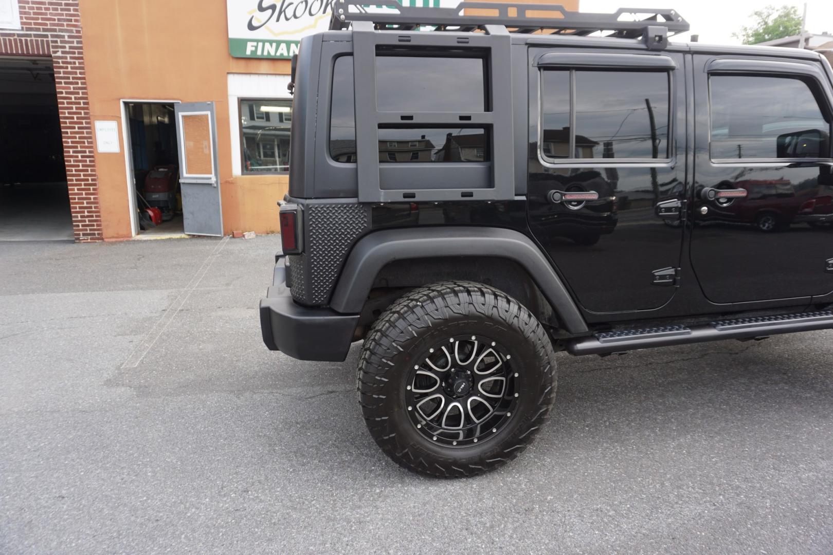 2013 BLACK /ORANGE JEEP WRANGLER SPORT (1C4BJWDG2DL) with an 3.6L V6 engine, AUTOMATIC transmission, located at 312 Centre Ave, Schuylkill Haven, PA, 17972, (570) 593-5278, 40.638130, -76.177383- Photo#11