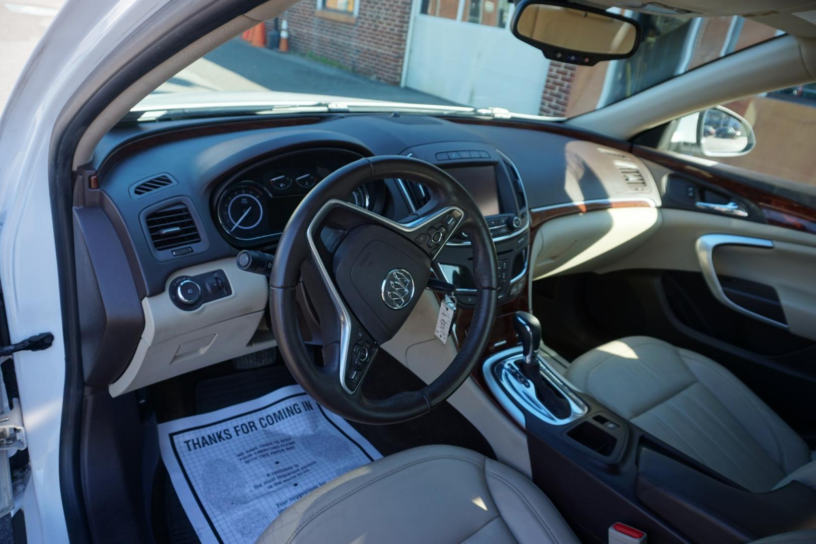2015 WHITE /TAN BUICK REGAL TURBO (2G4GL5EX8F9) with an 2L I4 engine, AUTOMATIC transmission, located at 312 Centre Ave, Schuylkill Haven, PA, 17972, (570) 593-5278, 40.638130, -76.177383- Photo#22
