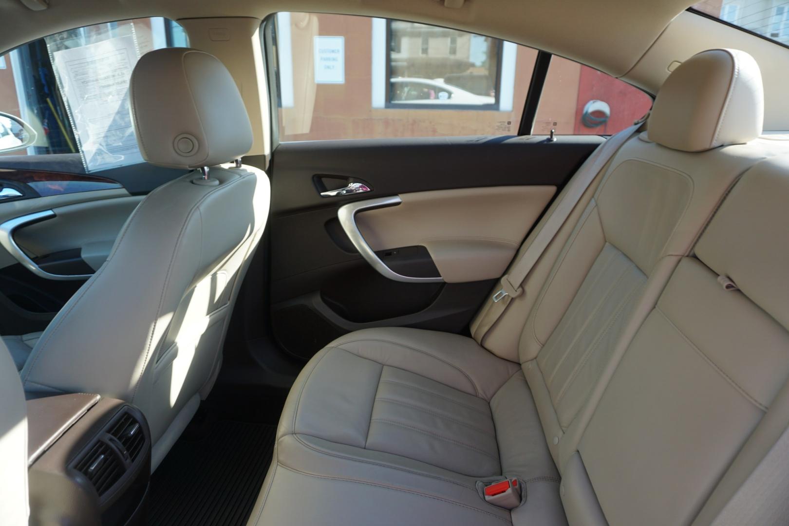 2015 WHITE /TAN BUICK REGAL TURBO (2G4GL5EX8F9) with an 2L I4 engine, AUTOMATIC transmission, located at 312 Centre Ave, Schuylkill Haven, PA, 17972, (570) 593-5278, 40.638130, -76.177383- Photo#29