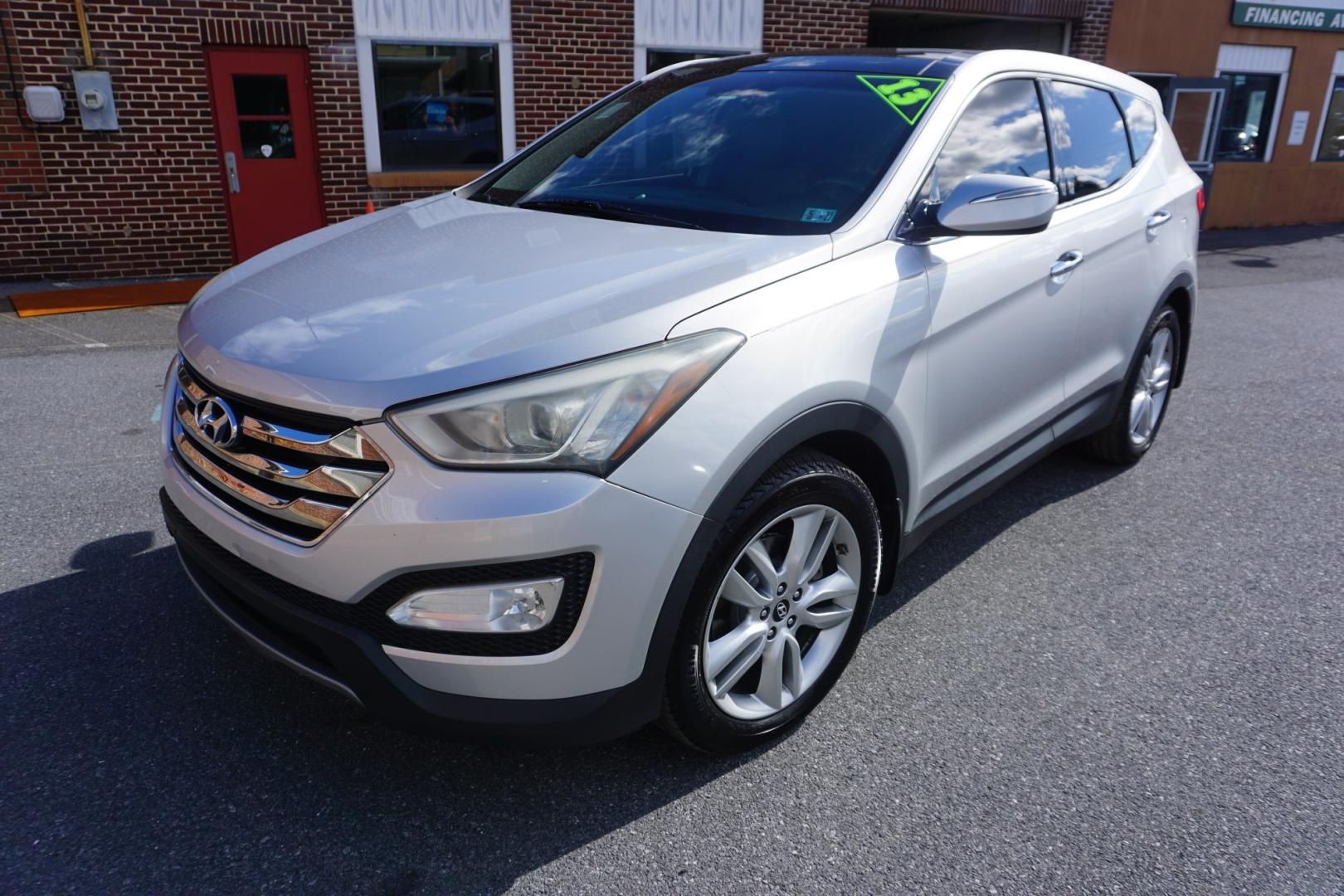 2013 SILVER /BLACK HYUNDAI SANTA FE SPORT (5XYZWDLA0DG) with an 2L I4 engine, AUTOMATIC transmission, located at 312 Centre Ave, Schuylkill Haven, PA, 17972, (570) 593-5278, 40.638130, -76.177383- Photo#3