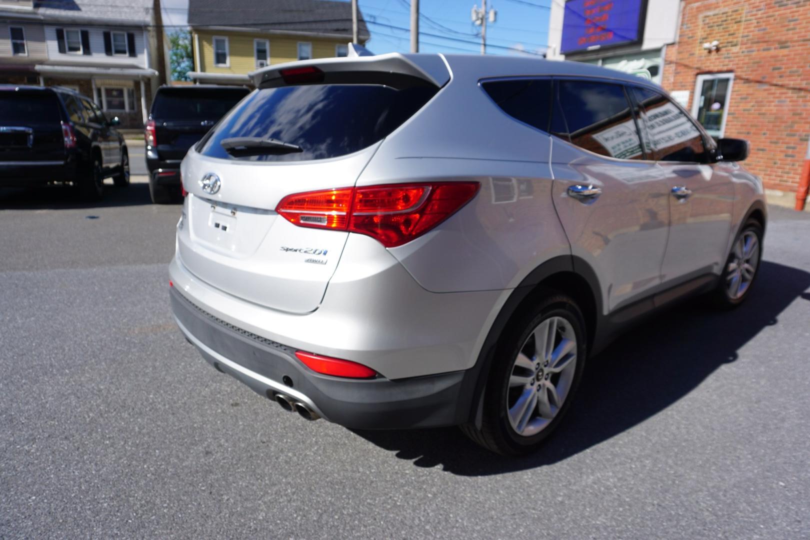 2013 SILVER /BLACK HYUNDAI SANTA FE SPORT (5XYZWDLA0DG) with an 2L I4 engine, AUTOMATIC transmission, located at 312 Centre Ave, Schuylkill Haven, PA, 17972, (570) 593-5278, 40.638130, -76.177383- Photo#11