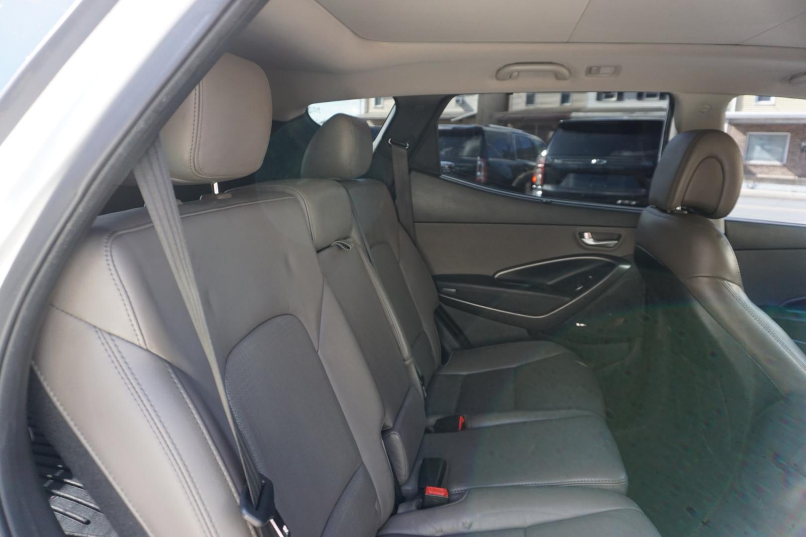 2013 SILVER /BLACK HYUNDAI SANTA FE SPORT (5XYZWDLA0DG) with an 2L I4 engine, AUTOMATIC transmission, located at 312 Centre Ave, Schuylkill Haven, PA, 17972, (570) 593-5278, 40.638130, -76.177383- Photo#33