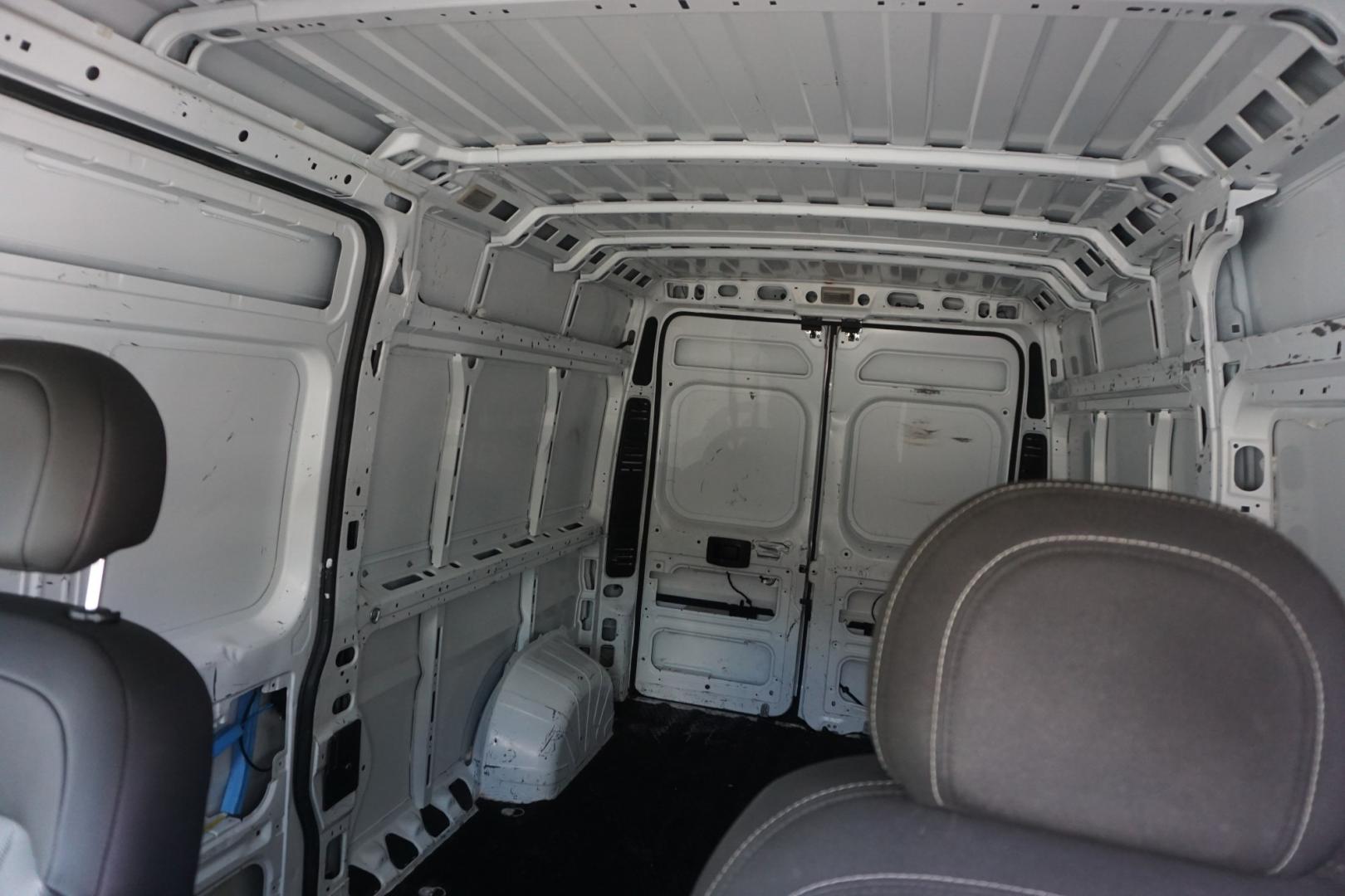2021 WHITE /GRAY RAM PROMASTER CARGO VAN 2500 (3C6LRVDG2ME) with an 3.6L V6 engine, AUTOMATIC transmission, located at 312 Centre Ave, Schuylkill Haven, PA, 17972, (570) 593-5278, 40.638130, -76.177383- Photo#24