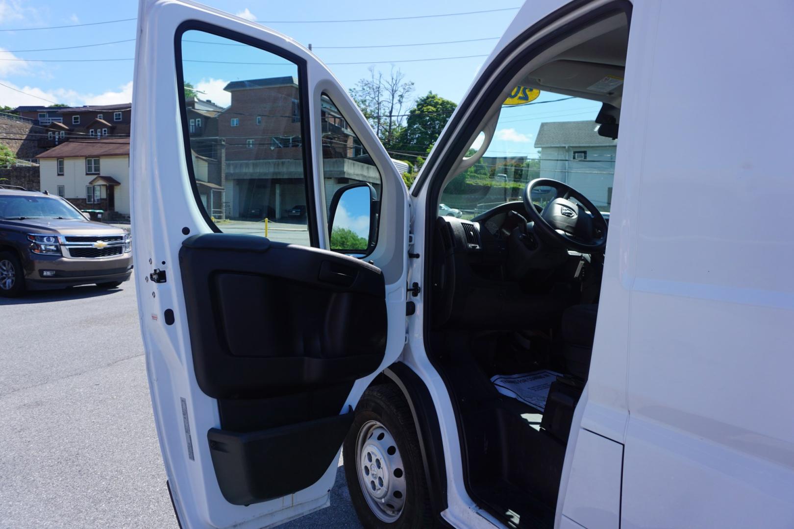 2021 WHITE /GRAY RAM PROMASTER CARGO VAN 2500 (3C6LRVDG2ME) with an 3.6L V6 engine, AUTOMATIC transmission, located at 312 Centre Ave, Schuylkill Haven, PA, 17972, (570) 593-5278, 40.638130, -76.177383- Photo#25