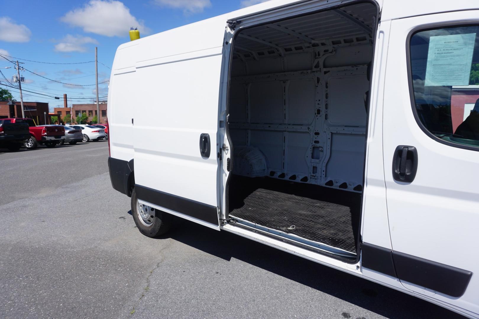 2021 WHITE /GRAY RAM PROMASTER CARGO VAN 2500 (3C6LRVDG2ME) with an 3.6L V6 engine, AUTOMATIC transmission, located at 312 Centre Ave, Schuylkill Haven, PA, 17972, (570) 593-5278, 40.638130, -76.177383- Photo#34
