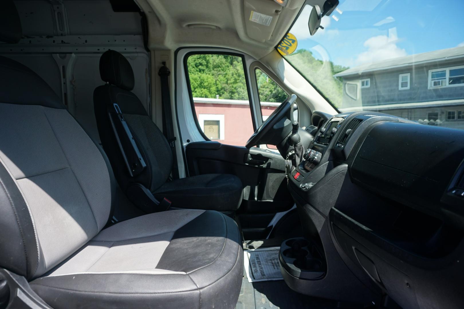 2021 WHITE /GRAY RAM PROMASTER CARGO VAN 2500 (3C6LRVDG2ME) with an 3.6L V6 engine, AUTOMATIC transmission, located at 312 Centre Ave, Schuylkill Haven, PA, 17972, (570) 593-5278, 40.638130, -76.177383- Photo#36