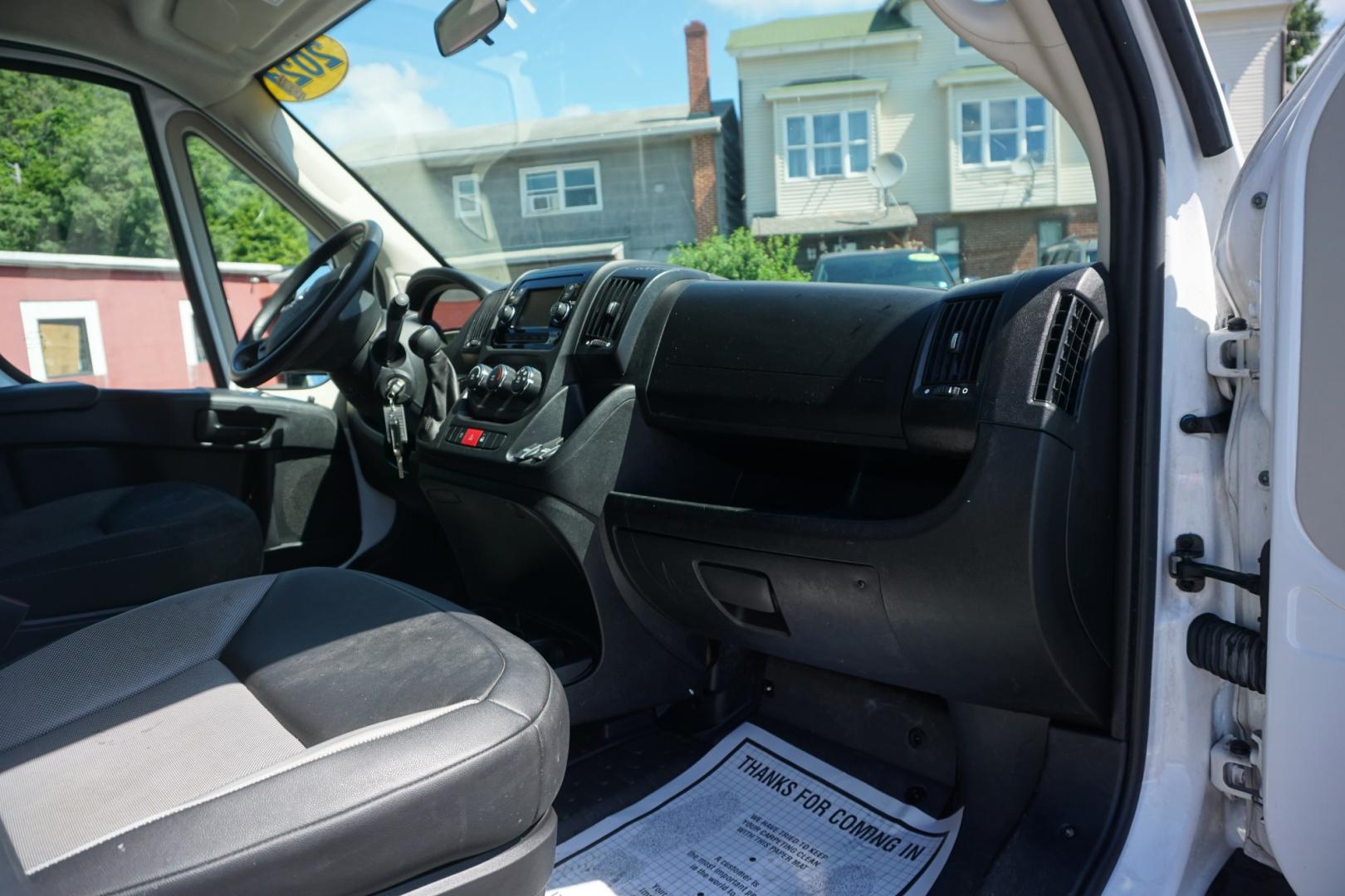 2021 WHITE /GRAY RAM PROMASTER CARGO VAN 2500 (3C6LRVDG2ME) with an 3.6L V6 engine, AUTOMATIC transmission, located at 312 Centre Ave, Schuylkill Haven, PA, 17972, (570) 593-5278, 40.638130, -76.177383- Photo#37