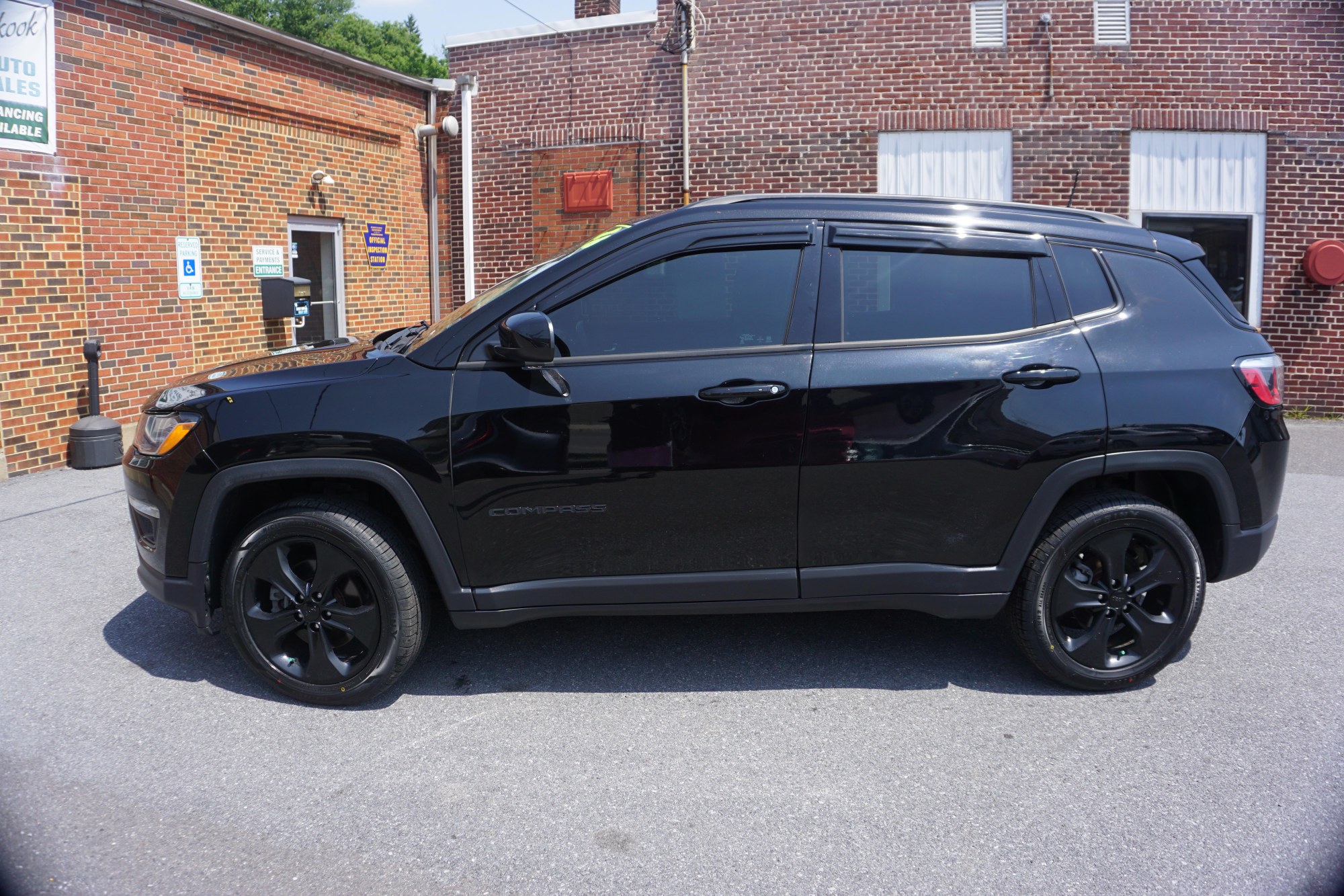 photo of 2018 Jeep Compass Latitude