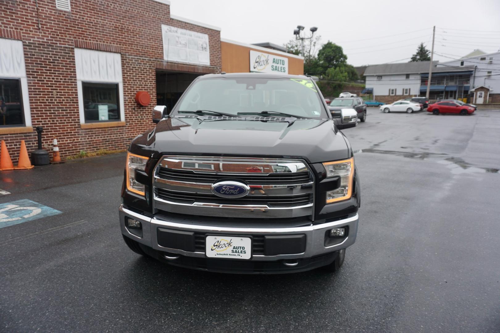 2016 BLACK /BLACK FORD F-150 XLT (1FTEW1EF8GF) with an 5L V8 engine, AUTOMATIC transmission, located at 312 Centre Ave, Schuylkill Haven, PA, 17972, (570) 593-5278, 40.638130, -76.177383- Photo#1