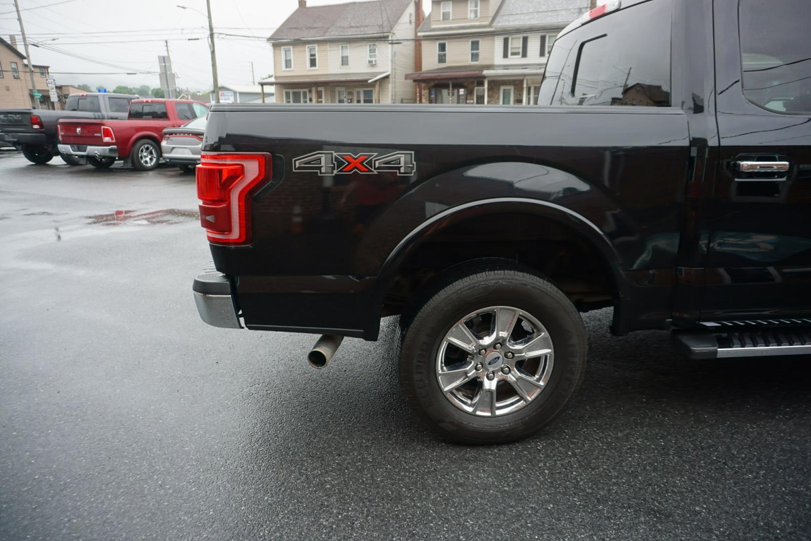 2016 BLACK /BLACK FORD F-150 XLT (1FTEW1EF8GF) with an 5L V8 engine, AUTOMATIC transmission, located at 312 Centre Ave, Schuylkill Haven, PA, 17972, (570) 593-5278, 40.638130, -76.177383- Photo#13